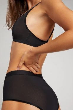 Negative Underwear Best Sellers Sieve Non-Wire Bra In Black