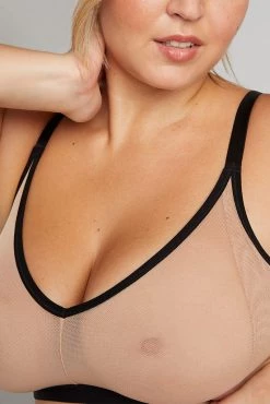 Negative Underwear Sieve Non-Wire Bra In Buff + Black Bras