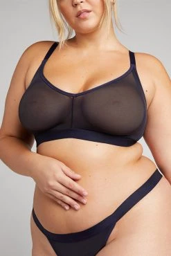 Negative Underwear Sieve Non-Wire Bra In Navy 12 Negative Underwear Sieve Non-Wire Bra In Navy