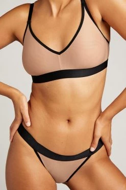 Negative Underwear Bras Silky Non-Wire Bra In Buff + Black