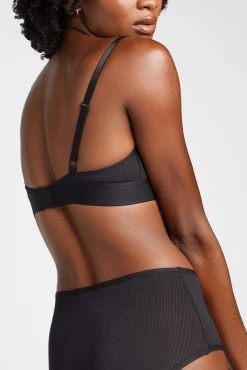 Negative Underwear Whipped Triangle Bra In Black